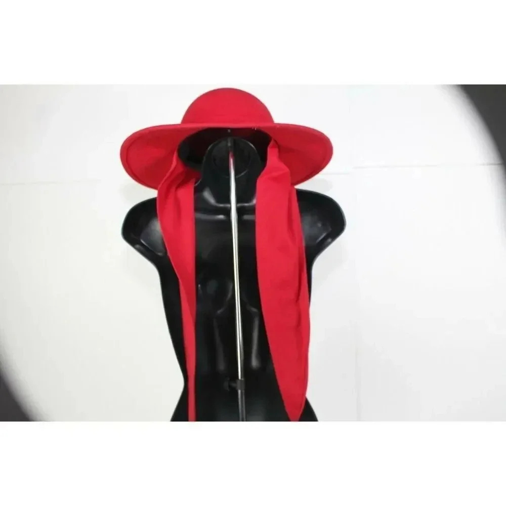 ladies 100% wool AUGUST Red Hat size 7in